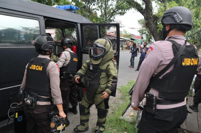 Brimob Polda Sumut Amankan Benda Diduga Bom