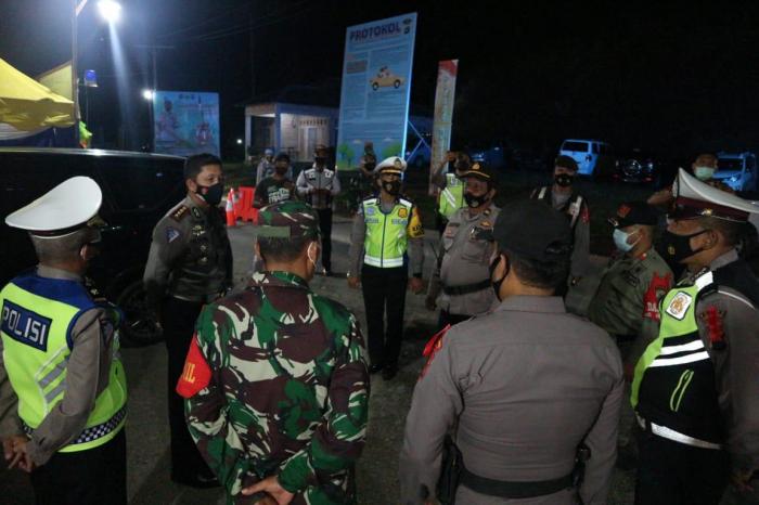 Direktur Lantas Poldasu Cek Penyekatan Perbatasan Provinsi