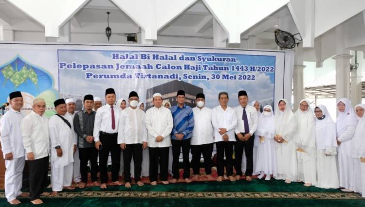 Perumda Tirtanadi Gelar Halal bi Halal dan Pelepasan Calon Jemaah Haji