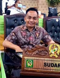 Legislatif Minta Dispora Batalkan Penggusuran Pedagang Pelaku UMKM DI Lingkungan Taman Candika