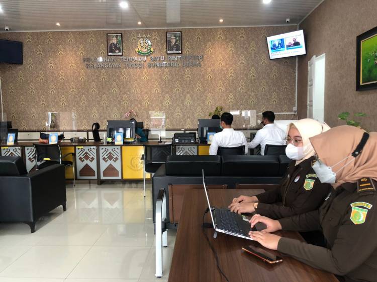Hari Pertama Kerja Pasca Lebaran, Pelayanan Publik Kejati Sumut Kembali Normal