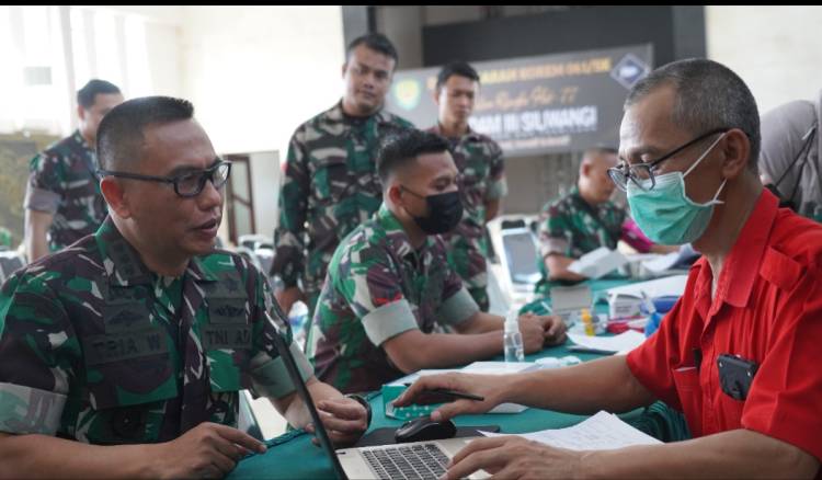 Peringati HUT Kodam III/Slw ke 77, Korem 061/Sk Gelar Baksos Donor Darah