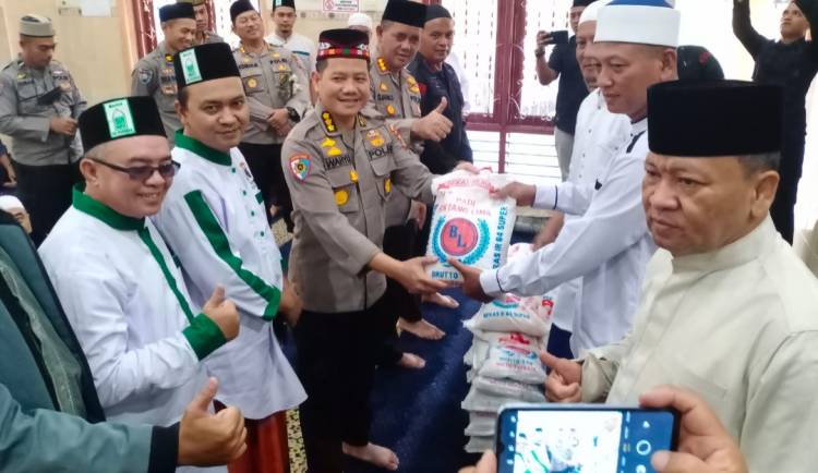 Polda Sumut Jumat Curhat di Mesjid Baiturrahman