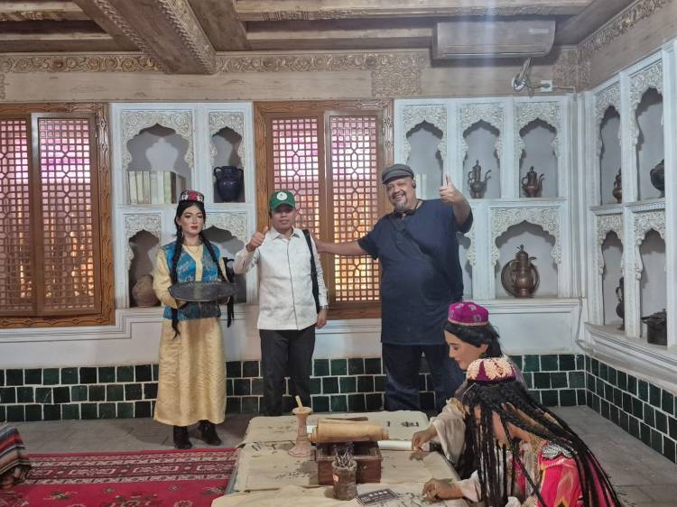Xiangfe: Simbol Perempuan Uyghur dalam Jejak Peradaban Islam di Xinjiang