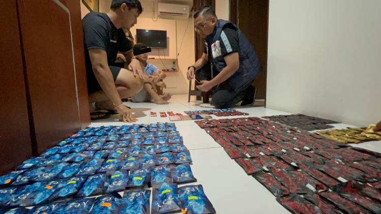 Bongkar Sindikat Narkoba, Polisi Temukan Ratusan Vape Narkoba Siap Edar