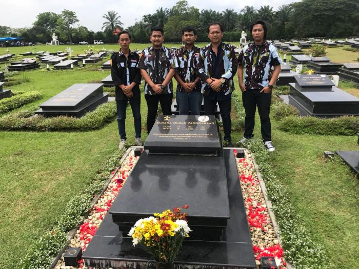 Sapma IPK Ziarah ke Makam Olo Panggabean