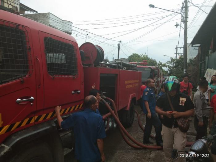 Rumah Ng Haw Tiong Ludes Dilalap Api Bakaran Sampah 
