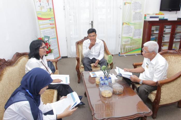 Badan Pusat Statistik Serahkan Data Resmi Statistik ke Pemkab Asahan 