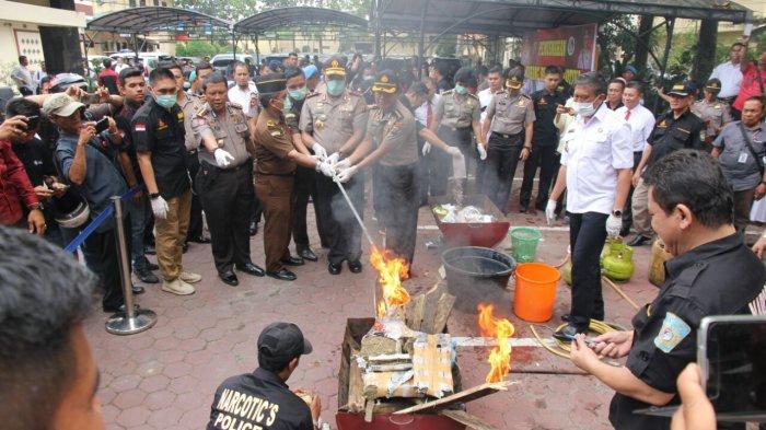 Poldasu Gelar Acara Pemusnahan Barang Bukti 
