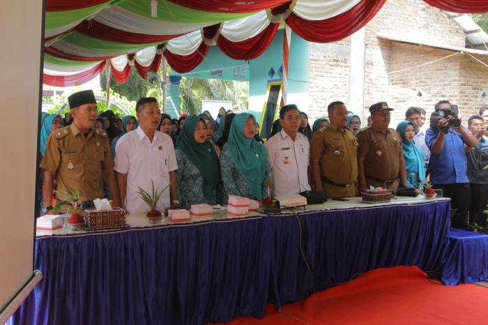 Tim Monitoring Lomba Hari Kesatuan Gerak PKK Sumut Kunjungi Desa Tinggi Raja