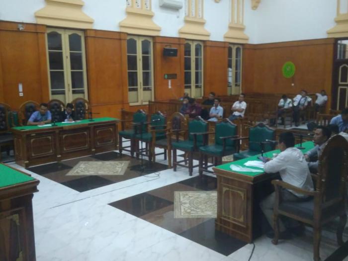 Dadakan, Sidang PKPU Digelar Maghrib