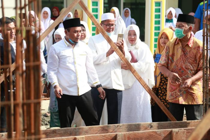 Bupati Labuhanbatu 'Diberi Semangat' Warga Sei Rakyat
