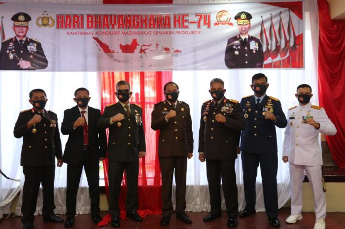 428 Personel Polda Sumut Naik Pangkat 