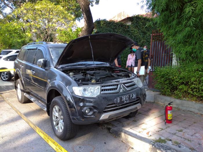 Mobil Pajero Agata Bilanche Dibom Molotov OTK