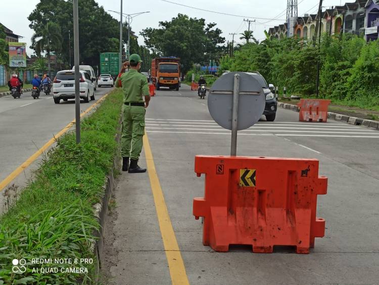 Penyekatan Jalan di Medan Masih Berlangsung
