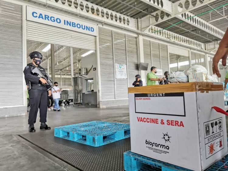 61.400 Dosis Vaksin Kembali Tiba di Bandara Kualanamu