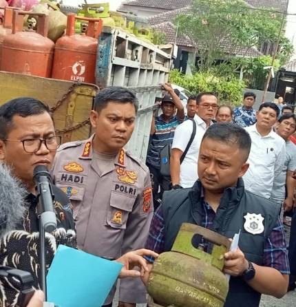 "Patut Diacungi Jempol"Polda Sumut Ungkap Pengoplosan Gas. Bagaimana Sarang Narkoba Jermal XV...?