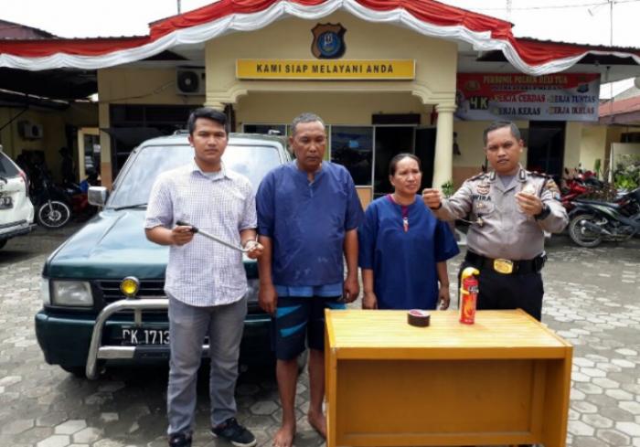 Pasangan Kumpul Kebo Merampok Karena Ingin Pakai Kalung