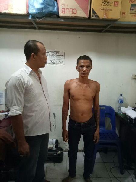 Curi "2 Ekor Kucing" Prastyo Dihajar Massa