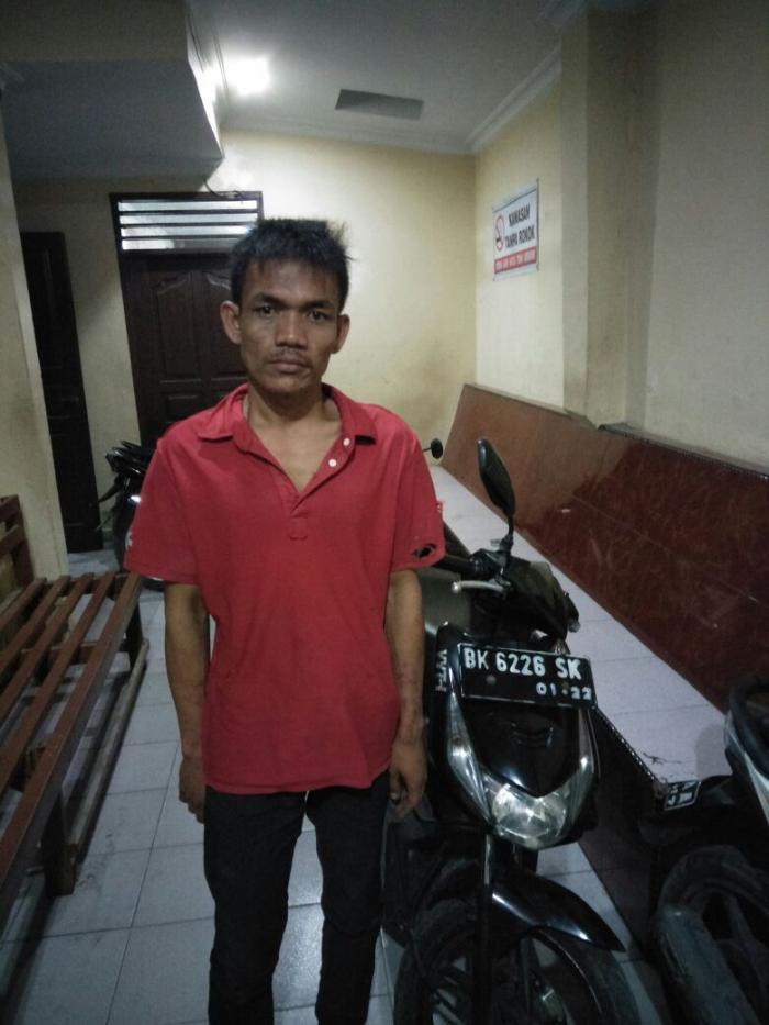 Joki Jambret Tertangkap, Pemetik Kalung Melenggang Kangkung