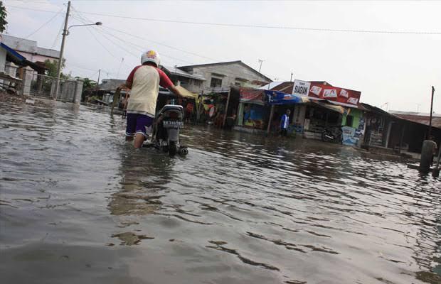 Ribuan Rumah di Medan Labuhan dan Belawan Terendam Banjir Rob 