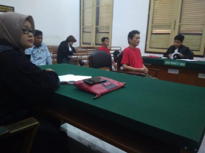 Aneh!! Pemilik Bahan Pembuatan Pil Ekstasi Divonis Ringan