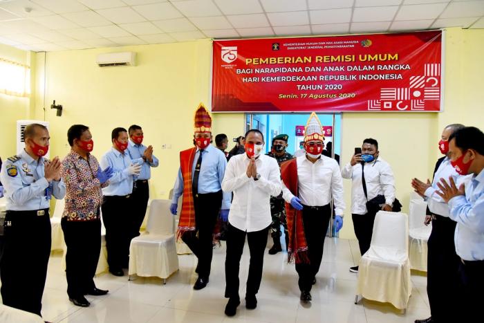 Gubsu Serahkan SK Remisi 14.660 Narapidana di Sumut