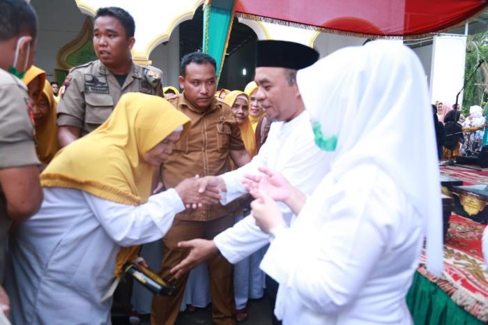 Dihadiri Bupati, Pelaksanaan Yasin Akbar Se- Kabupaten Labuhanbatu Sukses Digelar