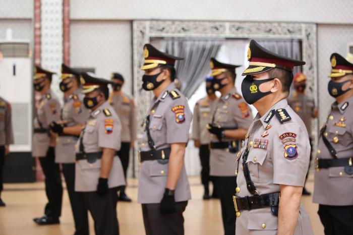 3 PJU Polda Sumut dan 3 Kapolres Diserahterimakan 