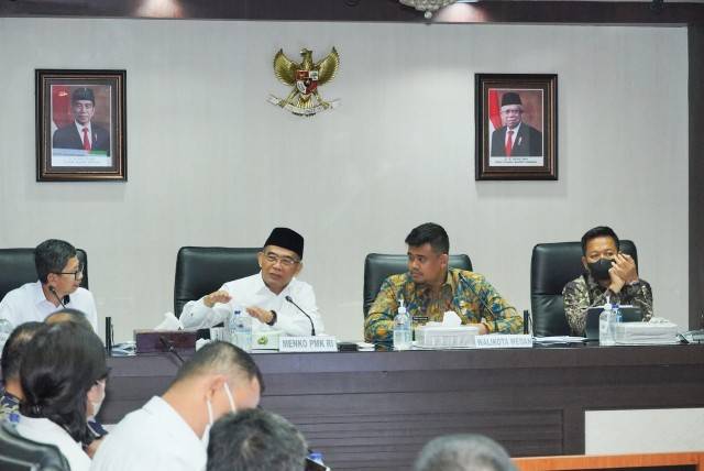 Menko PMK Dukung Pemkot Medan Tangani Kemiskinan Ekstrem Di Belawan
