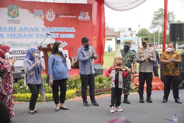 Bobby Minta Orang Tua Tak Jadikan Anak Sebagai Bahan Uji Coba