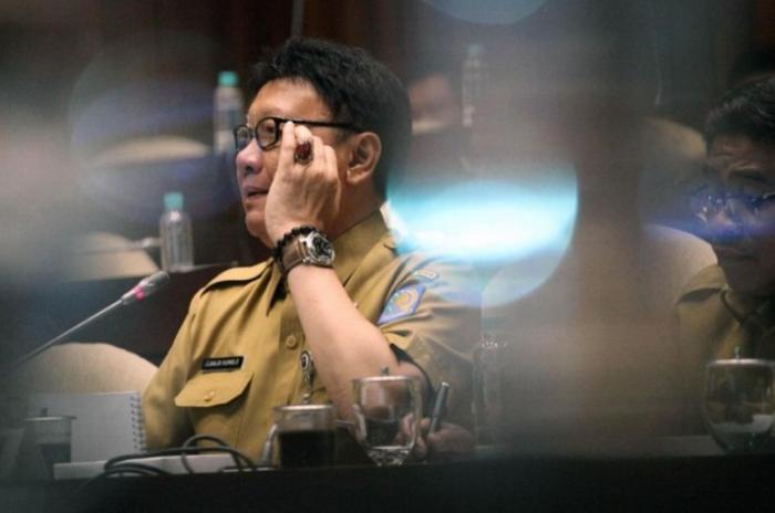 Marak OTT Kepala Daerah, Mendagri Ngaku Didesak Mundur