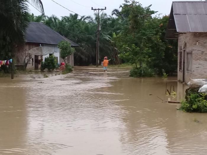 Hujan Tak Berhenti 3 Kecamatan Tergenang Air