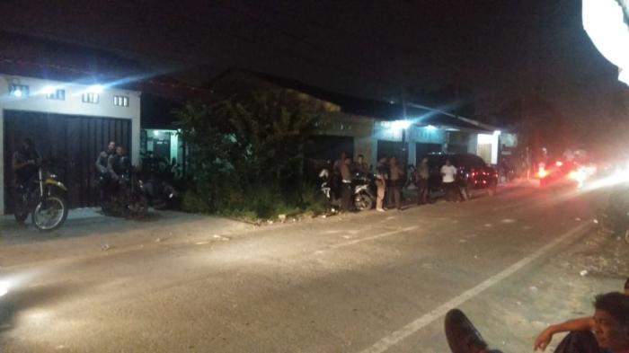  OKP Bersajam Bentrok di Medan Johor