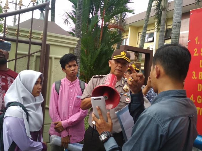 Mahasiswa Tuding Cafe Duku Sarang Maksiat, Polrestabes Diminta Bertindak