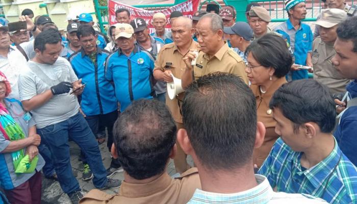 Pemko Medan Janji Bantu Selesaikan Tuntutan TKBM Lansia Belawan