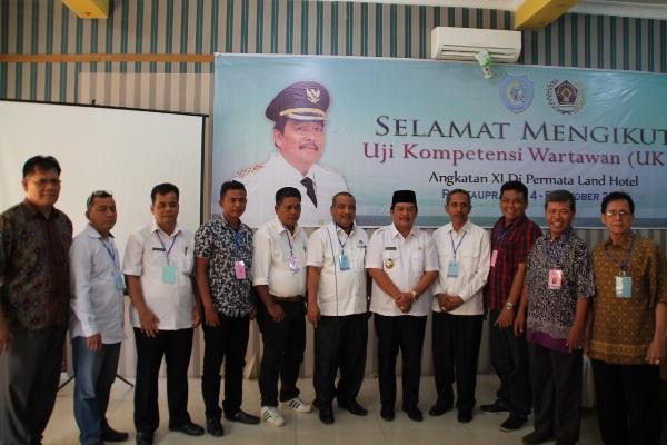 Plt.Kominfo Labuhanbatu, Resmi Tutup Kegiatan Kompetensi Insan Pers