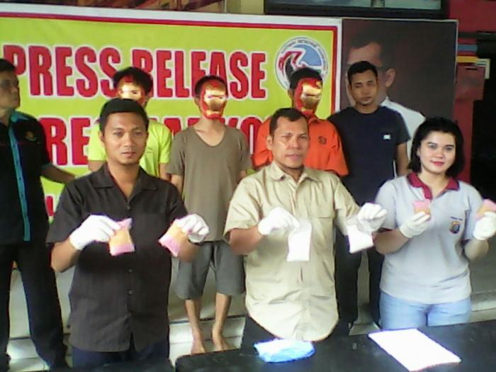 Polrestabes Medan Tangkap 3 Pengedar 3.000 Butir Ekstasi