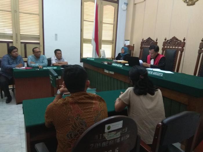 Hakim Kabulkan Gugatan Praperadilan Flora Simbolon 