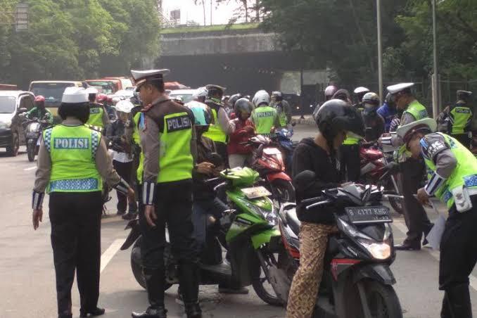 Hari Pertama Ops Zebra Toba 2018, Polisi Keluarkan 1.844 Tilang