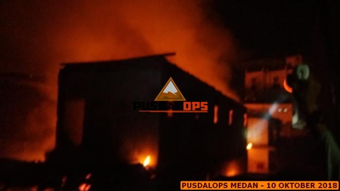 22 Unit Rumah di Mangkubumi Terbakar, Polisi Amankan Satu Warga