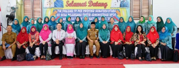 Tim Evaluasi TP. PKK Provsu Kunjungi Desa Percontohan