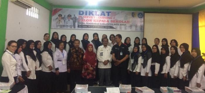 Plt.Kadis Pendidikan Batubara Ilyas Sitorus Buka  Diklat In Service Training 1