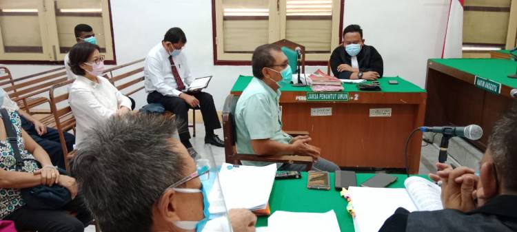 Lim Soen Liong dan Terdakwa Lim Kwek Liong 'Bersekongkol'