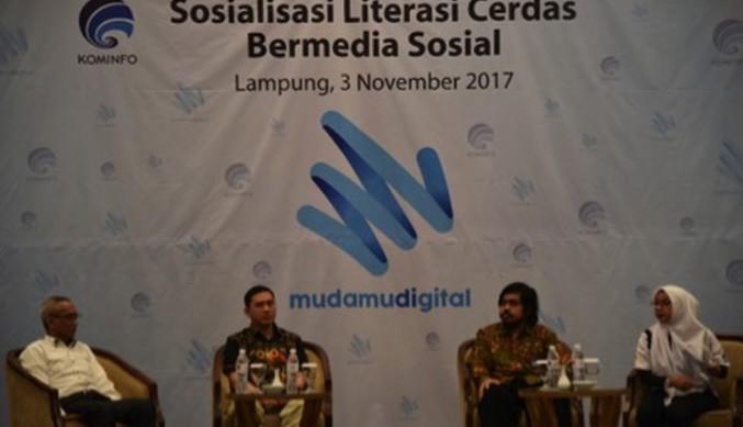 Cara Cerdas Mencegah Penyebaran Hoax di Media Sosial