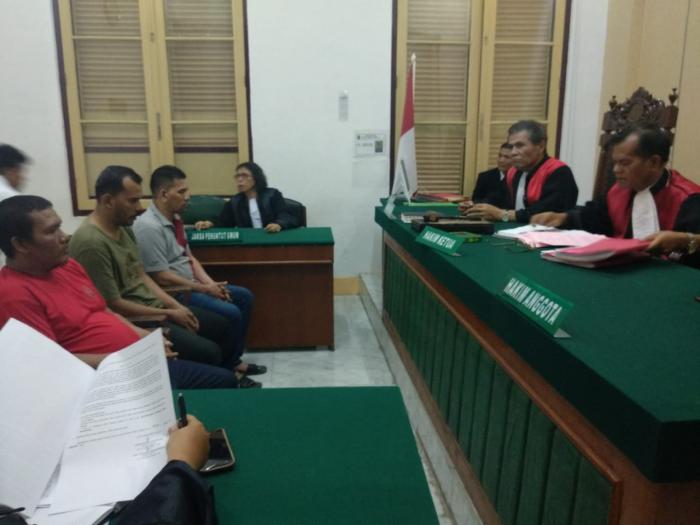 Edarkan 2 Ons Sabu, Tiga Warga Aceh Dituntut 14 Tahun Penjara  