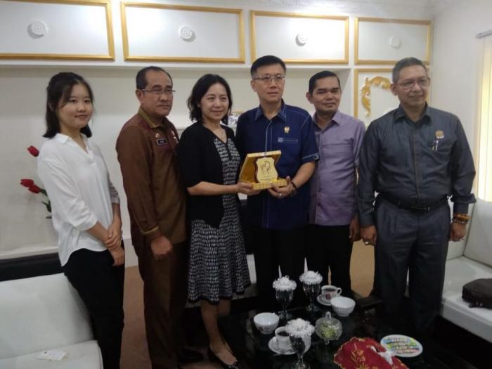 Pimpinan DPRD Medan Harapkan Perusahaan Asal Tiongkok Atasi Banjir Rob di Medan Utara