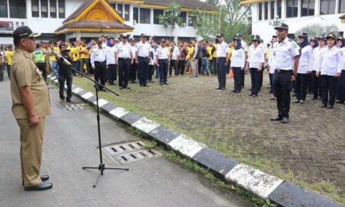 Plt Wali Kota Medan Pimpin Apel di Dinas Perhubungan 