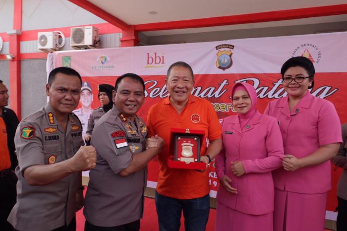 Polda Kepri  Peduli Bakti Sosial Kesehatan