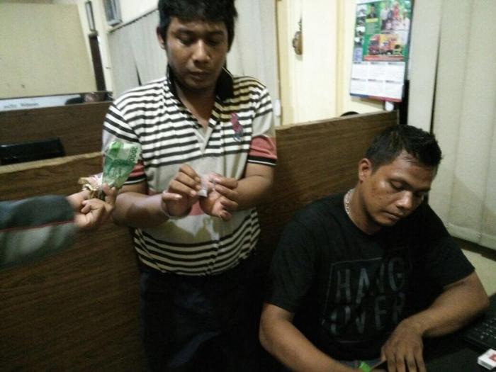 Menunggu Pembeli, Pengedar Sabu Jalan Balai Desa Ditangkap